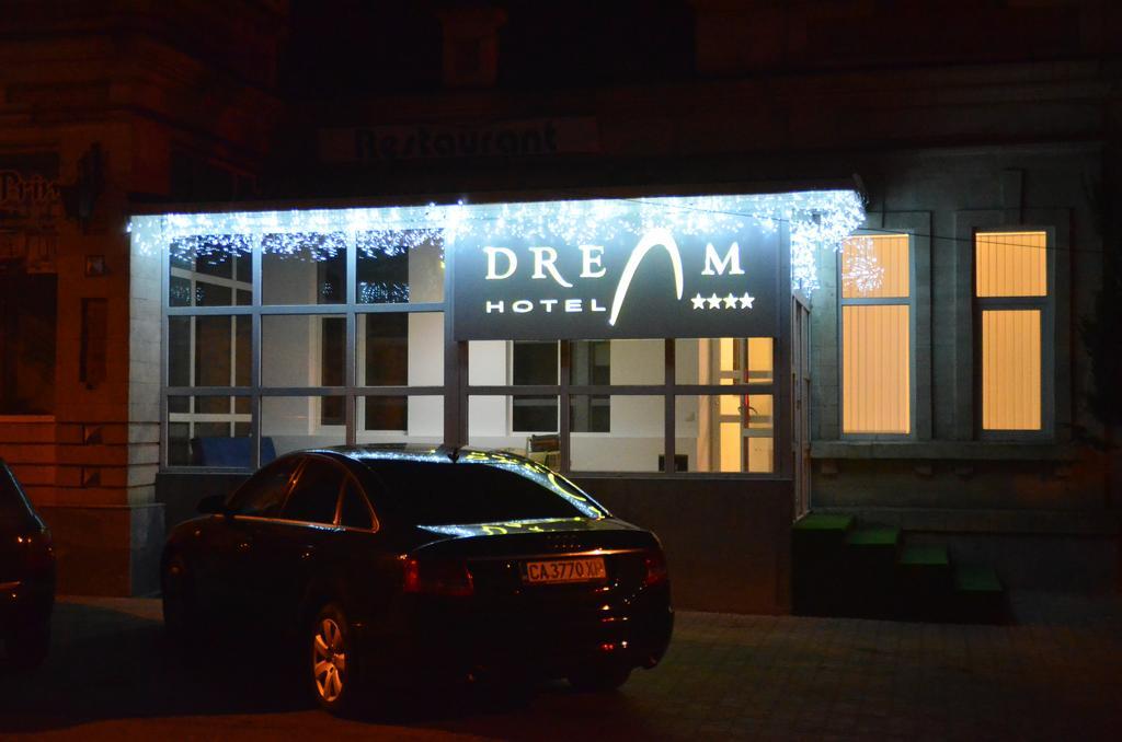 צ'יסינאו Dream Hotel מראה חיצוני תמונה