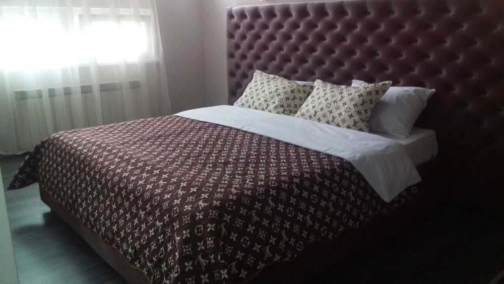צ'יסינאו Dream Hotel מראה חיצוני תמונה